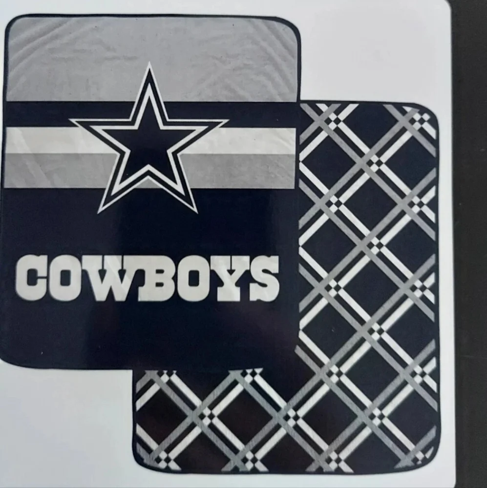 Dallas Cowboys Sherpa Throw 60 x 50 Super Soft Blanket New Reversible NEW NFL